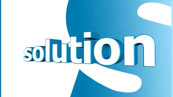solutionの青文字のロゴ